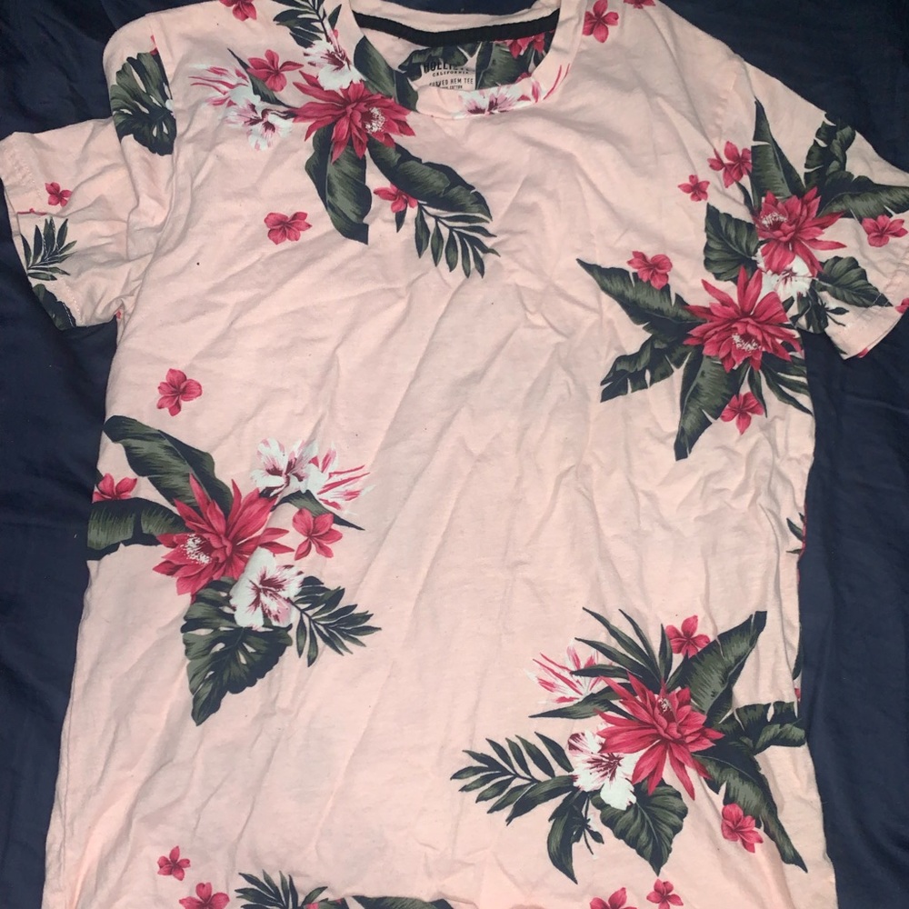 Hollister pink floral TShirt